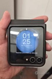 Samsung galaxy flip 5