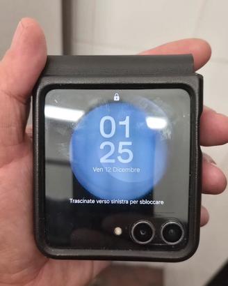 Samsung galaxy flip 5