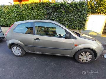 FORD FIESTA 2003