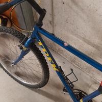 bicicletta e seggiolino