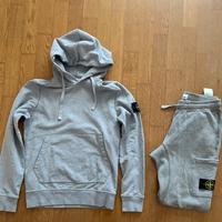 tuta completa stone island