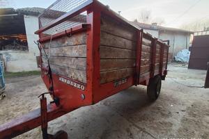 Rimorchio spandiletame Randazzo