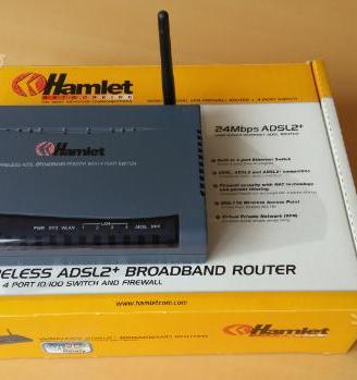 Router Hamlet ADSL2+ WiFi e switch LAN integrato