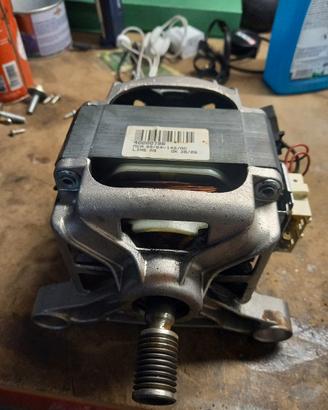 ricambi lavatrice ariston AQXL 105