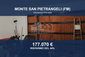 Immobile in asta di 329 m² con più di 5 locali a M
