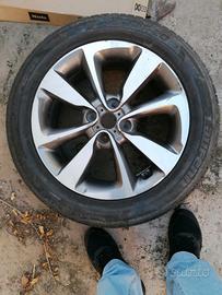 ruota di scorta a 4 fori 