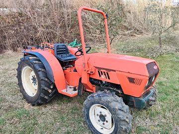 TRATTORE GOLDONI COMPACT 764D