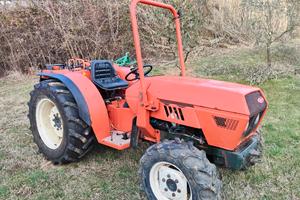 TRATTORE GOLDONI COMPACT 764D
