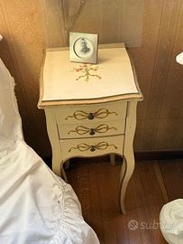 Comodino/ mini cassettiera in stile veneziano