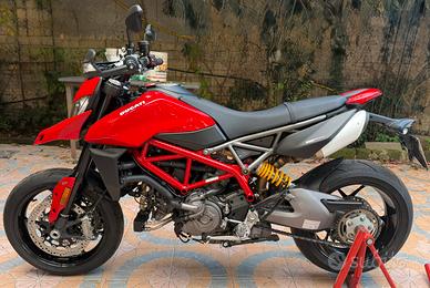 Ducati Hypermotard 950