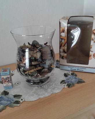 Vaso in vetro con potpourri