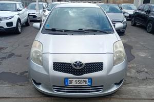 TOYOTA YARIS SOLI 100.000 KM 1.4 DIESEL UNICOPROPR