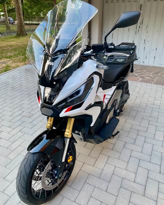 Honda X-ADV 750 White Limited edition