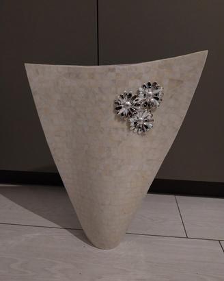 Vaso in madreperla e argento