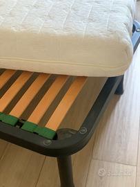 Materasso singolo in waterlily con rete a doghe