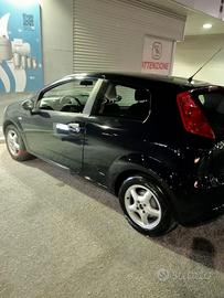 Fiat Grande Punto 1.3 Multijet 75 CV – 2007 –