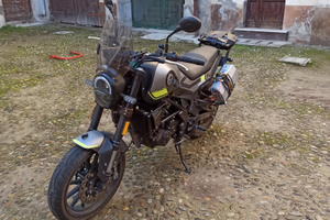Benelli Leoncino 250