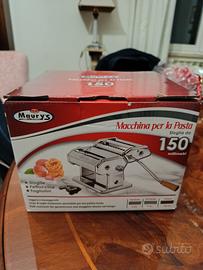 Macchina per pasta all'uovo Per sole 24 ore ad 8 €