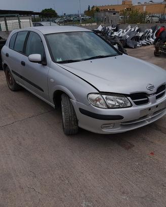 NISSAN ALMERA 1.5 BENZ 01 RICAMBI 