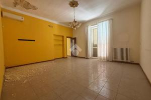 4 LOCALI A BITONTO