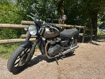 Triumph Street Twins 10.000 km