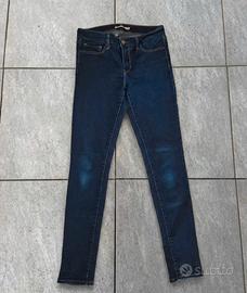 Jeans Levi's 711 blu scuro da donna
