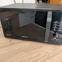 Forno a microonde Samsung 23L