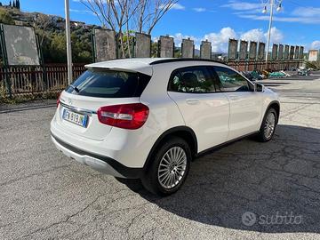 Mercedes-benz GLA 180 GLA 200 d Automatic Executiv