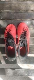 Scarpe da calcio Nike numero 42