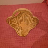 cestino/sottopentola in legno pieghevole 