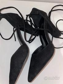 Tacchi con lacci in velluto