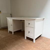 Scrivania ikea HEMNES