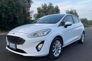 FORD FIESTA 1.5 TDCI 86 - TITANIUM