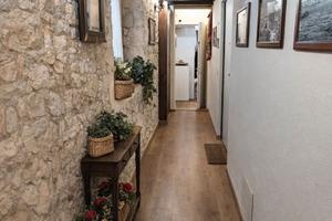 Trilocale suddiviso in due piccoli bilocali