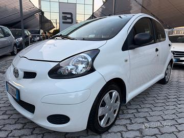 Toyota Aygo 5 Porte Aygo 5p 1.0 Sol Connect IDONEA