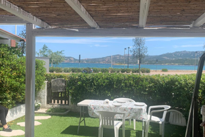 Bilocale fronte spiaggia