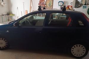 auto Opel Corsa diesel con carrello