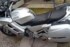 Yamaha 1300 FJR anno 2001