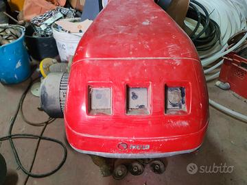 Caldaia industriale  con bruciatore RIELLO