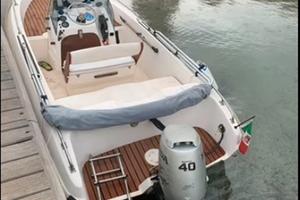 Barca ANGELO MOLINARI AM510 autosvuotante Honda 40