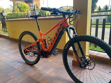 Scott Spark eRide con doppia batteria da 500 Wh -