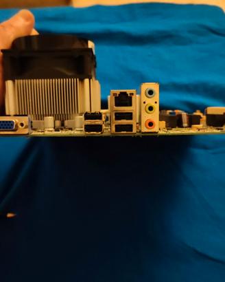 SCHEDA MADRE SOCKET 775 CON CPU