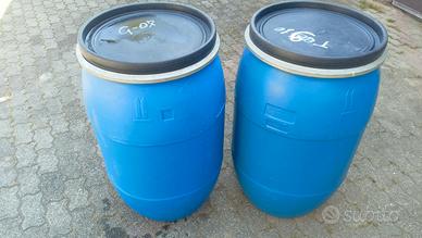 Bidoni blu in plastica  120 litri