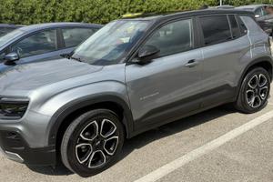 Jeep avenger Summit 2024