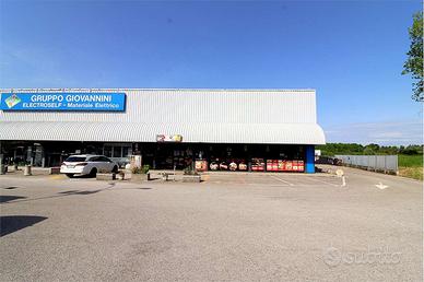 STATALE PONTEBBANA - LOCALE COMMERCIALE