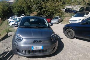 Fiat 500 E 42 kWh ICON +