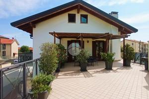 MULTILOCALE A MARCALLO CON CASONE