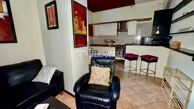 TRILOCALE IN CENTRO A INTRA!