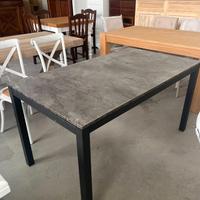 NUOVI TAVOLI ALLUNGABILI, piano rovere, acciaio ec