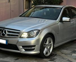 MERCEDES Classe C (W/S204) - 2011